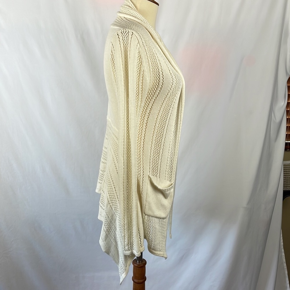 Roxy Cream Long Knit Cardigan Sweater w/Front Pockets & Asymmetrical Hem - Small - Picture 10 of 12